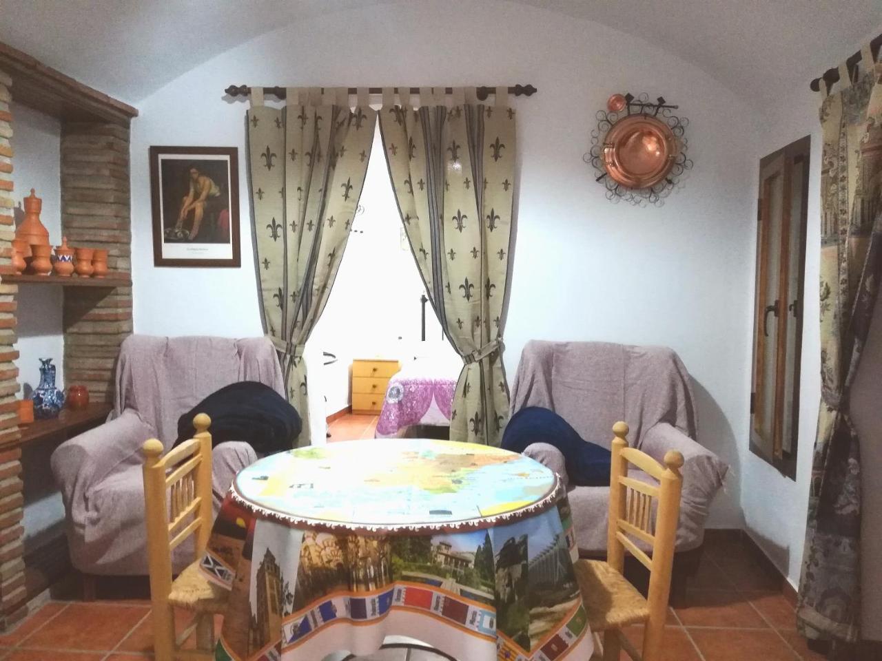 Apartment Cueva Tradicional El Capricho